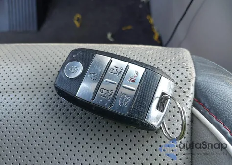 2017 Kia Sedona Lx из США, поврежденный, VIN KNDMB5C14H6283833